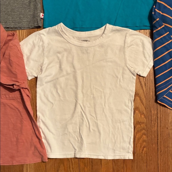 Assorted Kids Tees and Polos and Shorts. - Picture 12 of 15